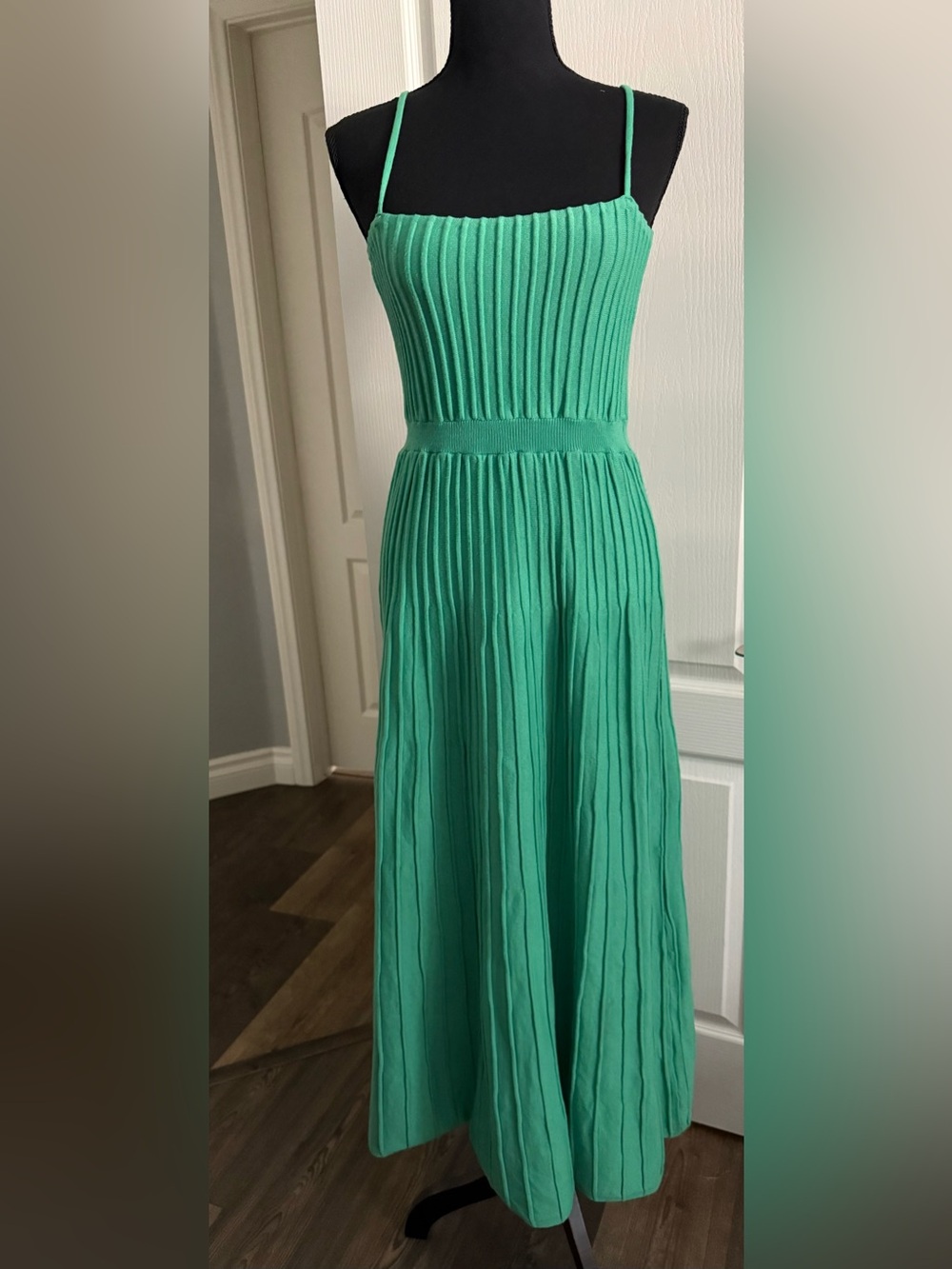 Runway Scout Sleeveless Ribbed Maxi Dress in Mint Green Small